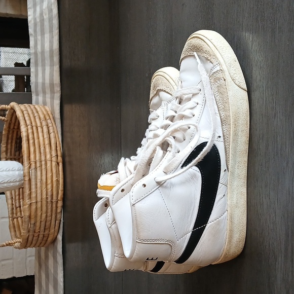 Nike Blazer Mid 77 good used condition size mens 8 - Picture 3 of 4